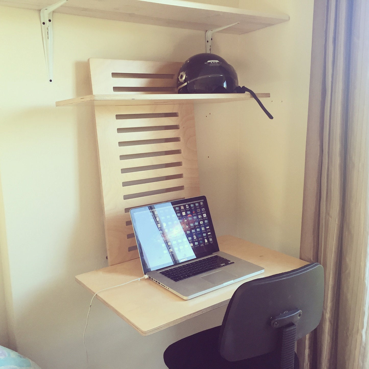 HomeHaven Standing Desk - Adjustable Wall-Mounted Standing Desk